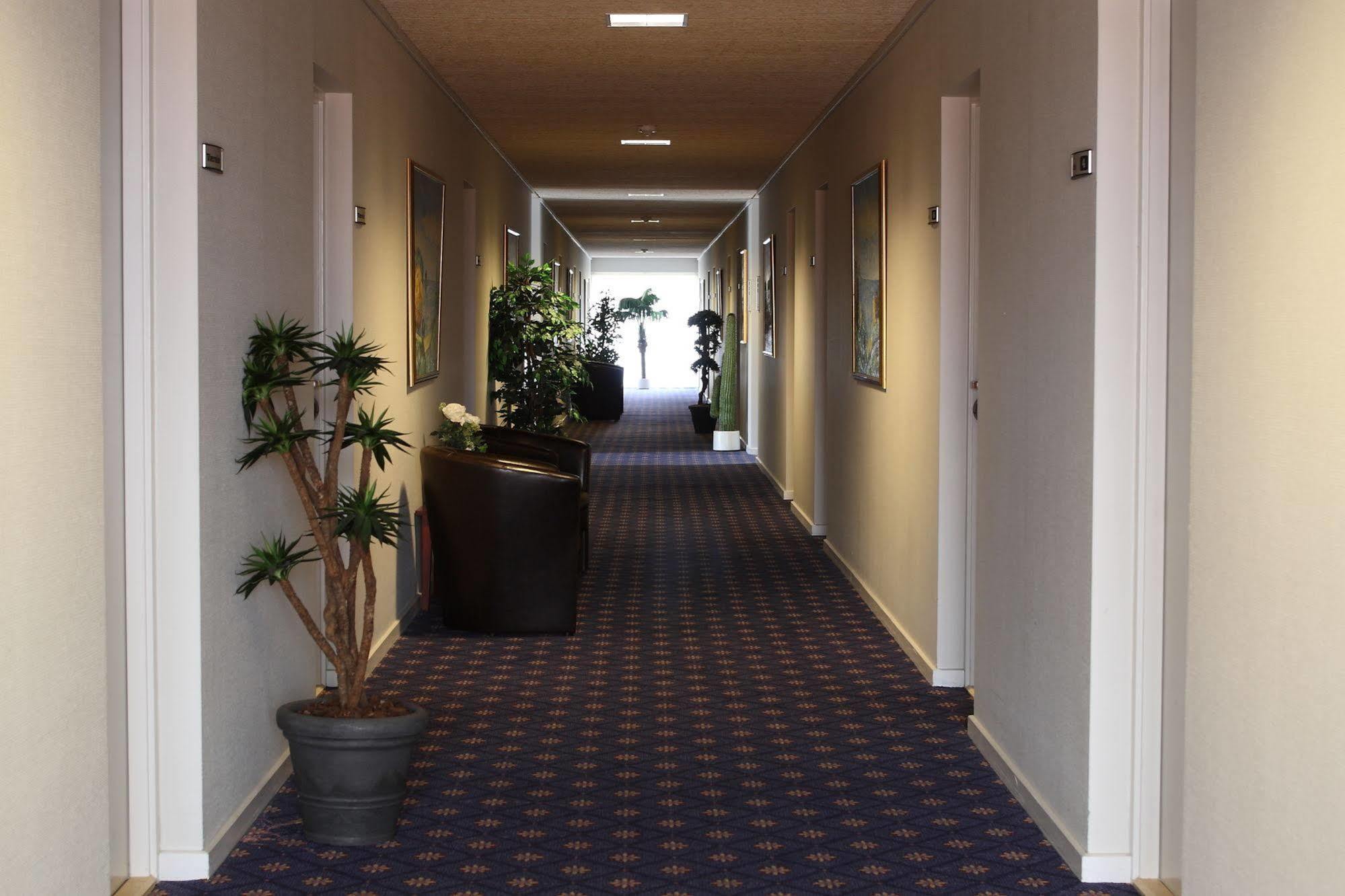 Hotel Sogarden Brorup Ngoại thất bức ảnh